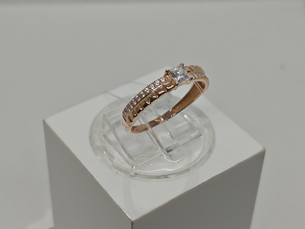 КОЛЬЦО С КАМНЯМИ (Au 585)