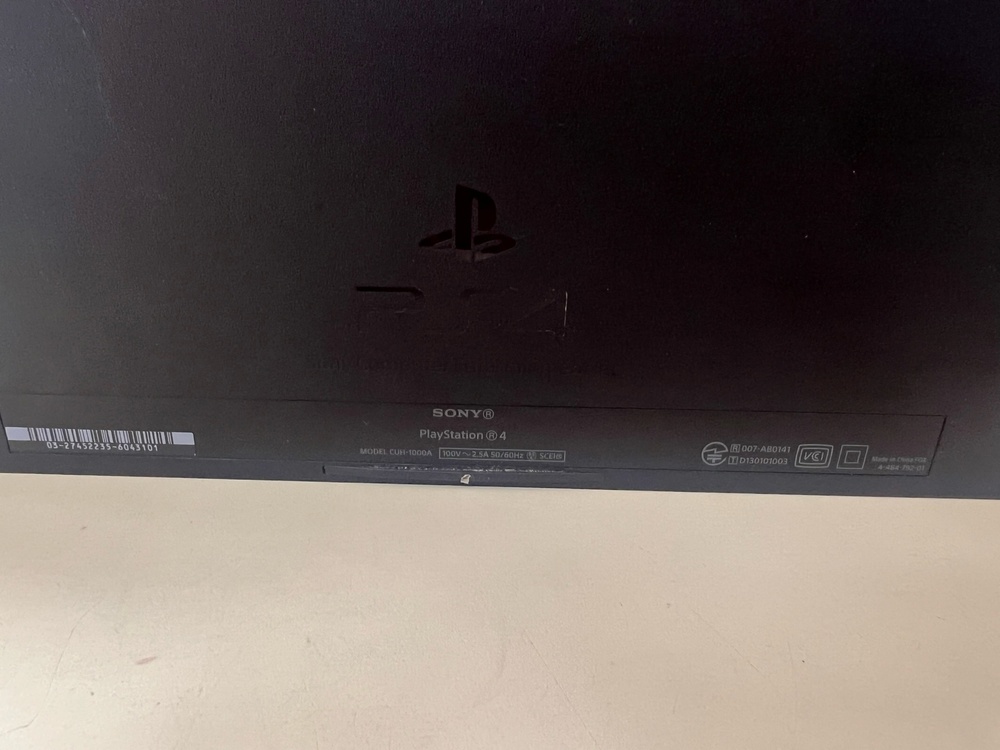 Игровая приставка PlayStation 4 FAT 500GB