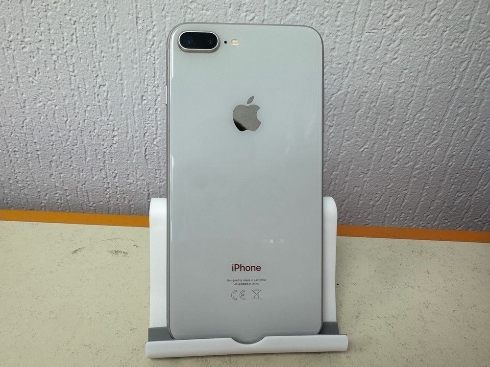 Смартфон Apple iPhone 8 Plus 64Gb