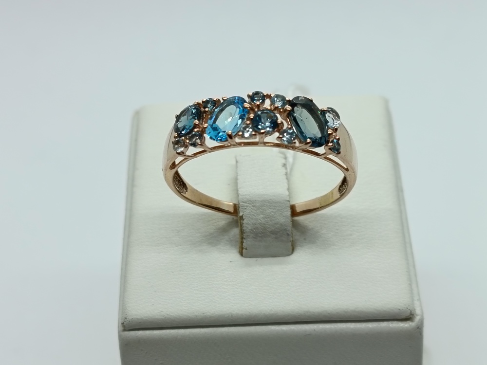 КОЛЬЦО С КАМНЯМИ (Au 585)