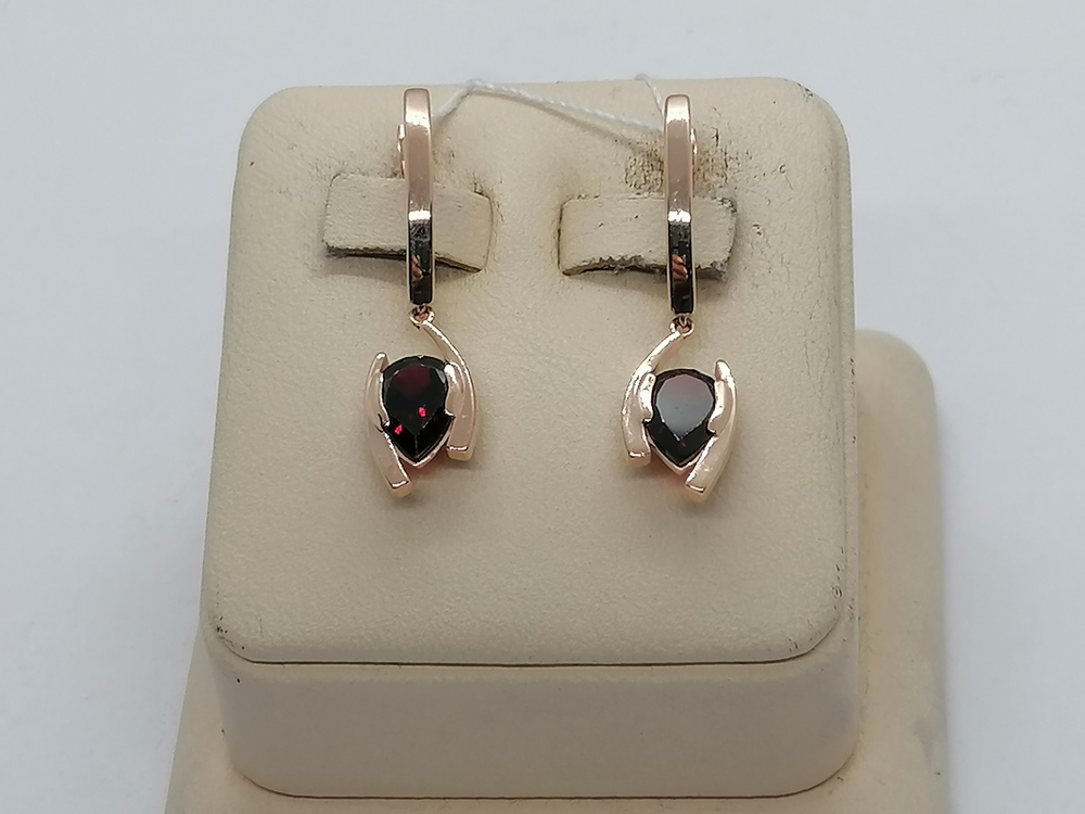 СЕРЬГИ ГРАНАТ (Au 585)