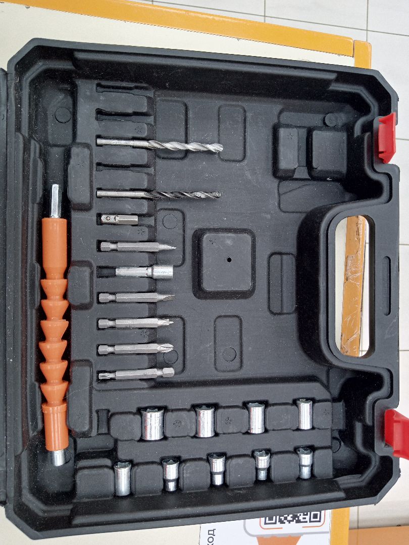 Шуруповерт Dewalt 48V