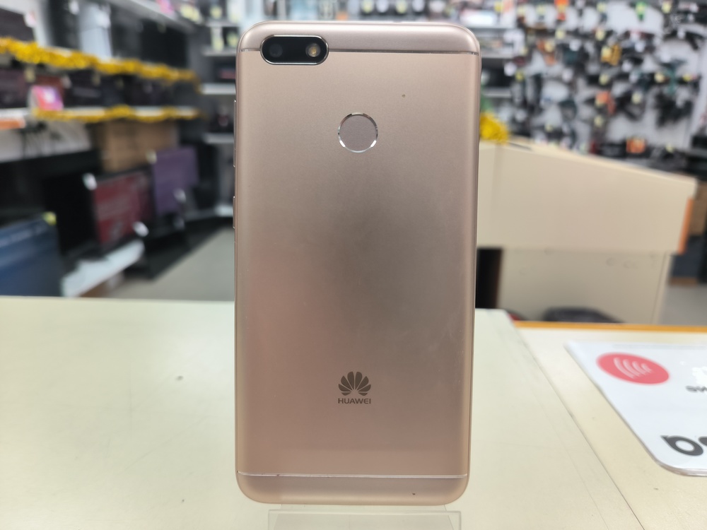 Смартфон Huawei Y6 (2017)