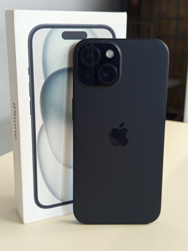 Смартфон Apple Iphone 15 128Gb