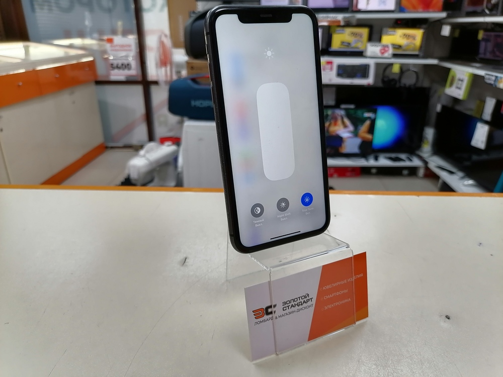 Смартфон Apple iPhone 11 64Gb