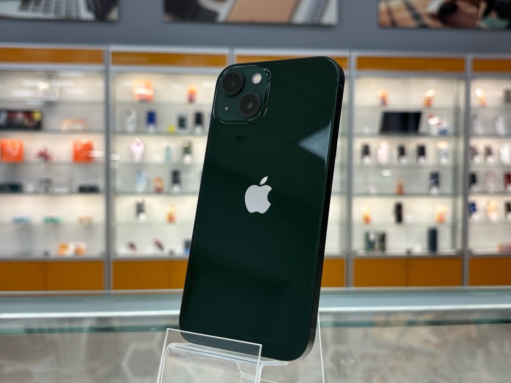 Смартфон Apple iPhone 13 128Gb