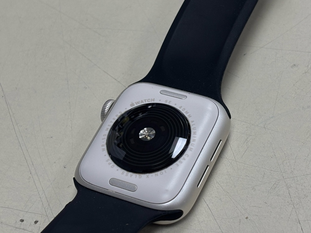 Смарт-часы Apple Watch SE 2022 40mm