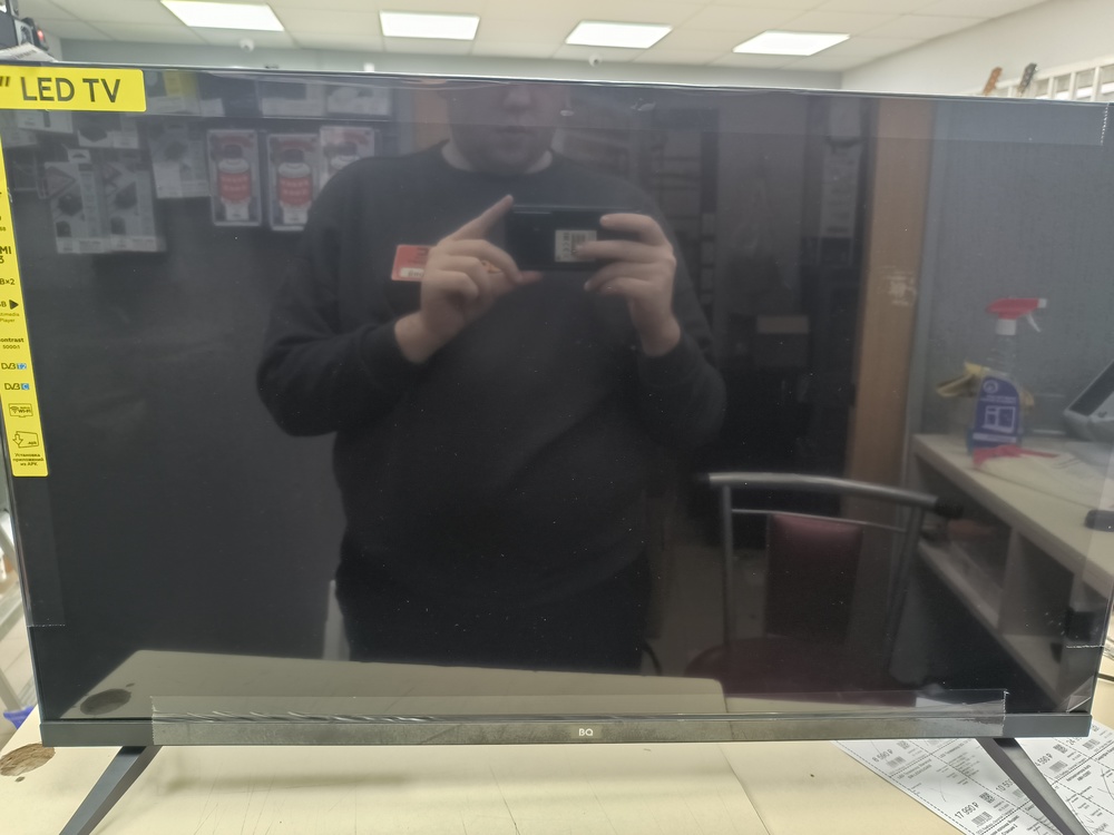 LED Телевизор BQ 32FS01B