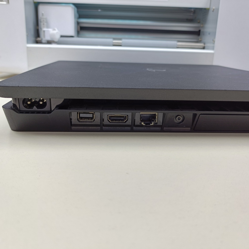 Игровая приставка PlayStation 4 Slim 1Tb