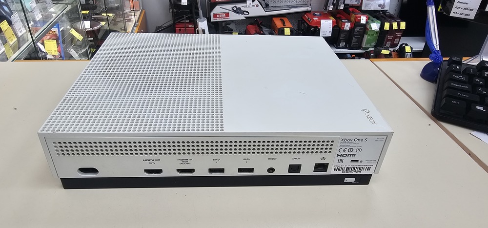 Игровая приставка Xbox One S 500Gb