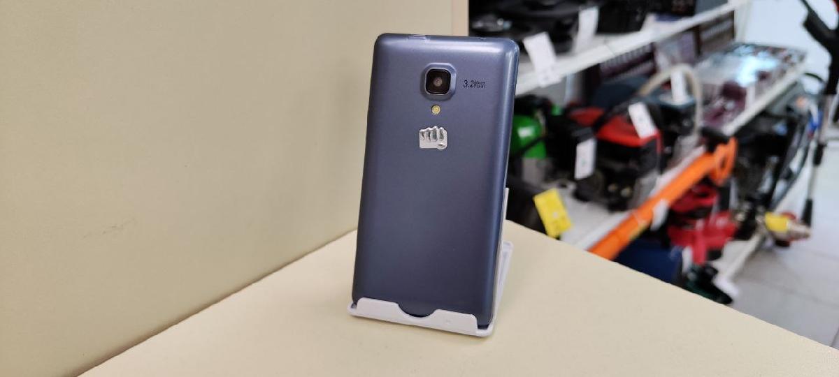 Смартфон Micromax D305