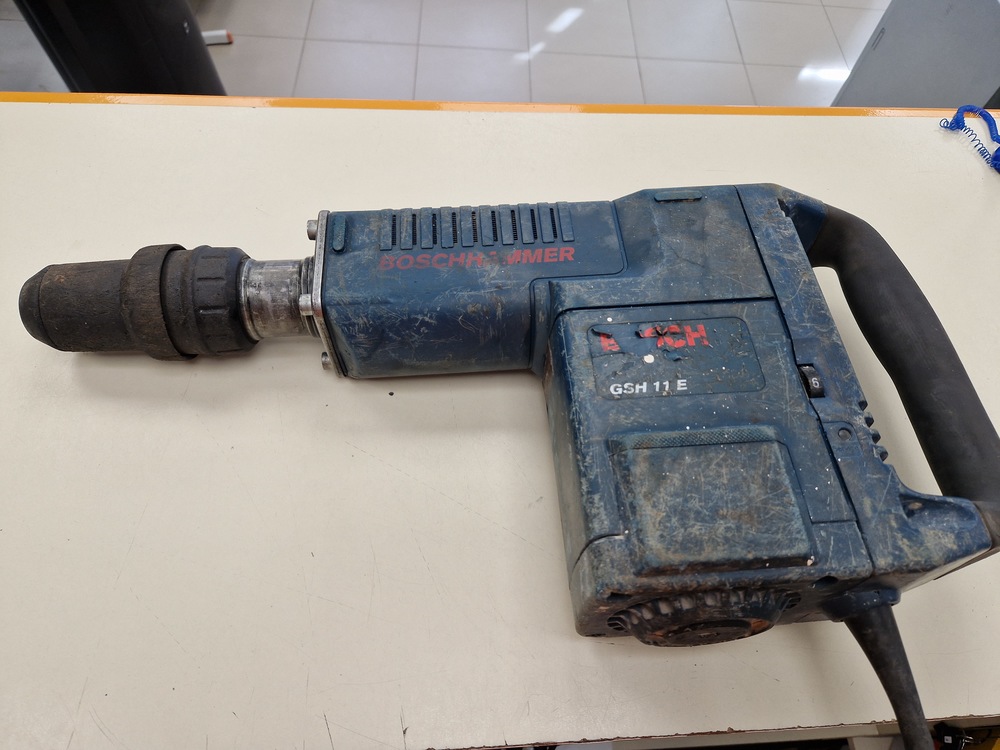Отбойный молоток Bosch GSH 11E