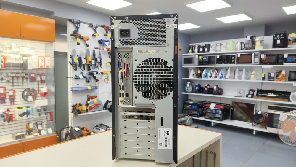 Системный блок Inwin; Xeon E3-1230, Radeon RX 570, 16 Гб, 256 Гб, Нет