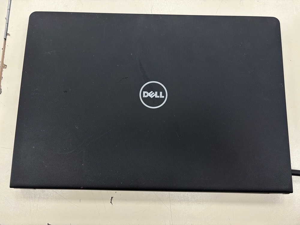 Ноутбук DELL; Core i5-7200U, Radeon R5 M420, 8 Гб, Нет, 1 Tb