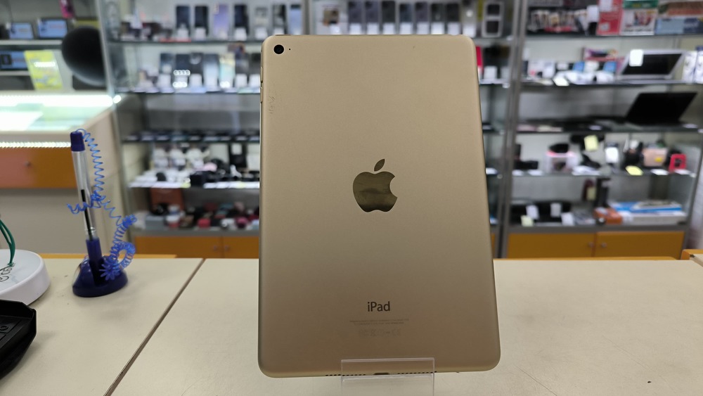 Планшет iPad Mini 4 128GB Wi-Fi A1538