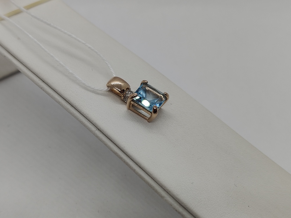 ПОДКМИ585 ПОДВЕСКА С КАМНЯМИ (Au 585)