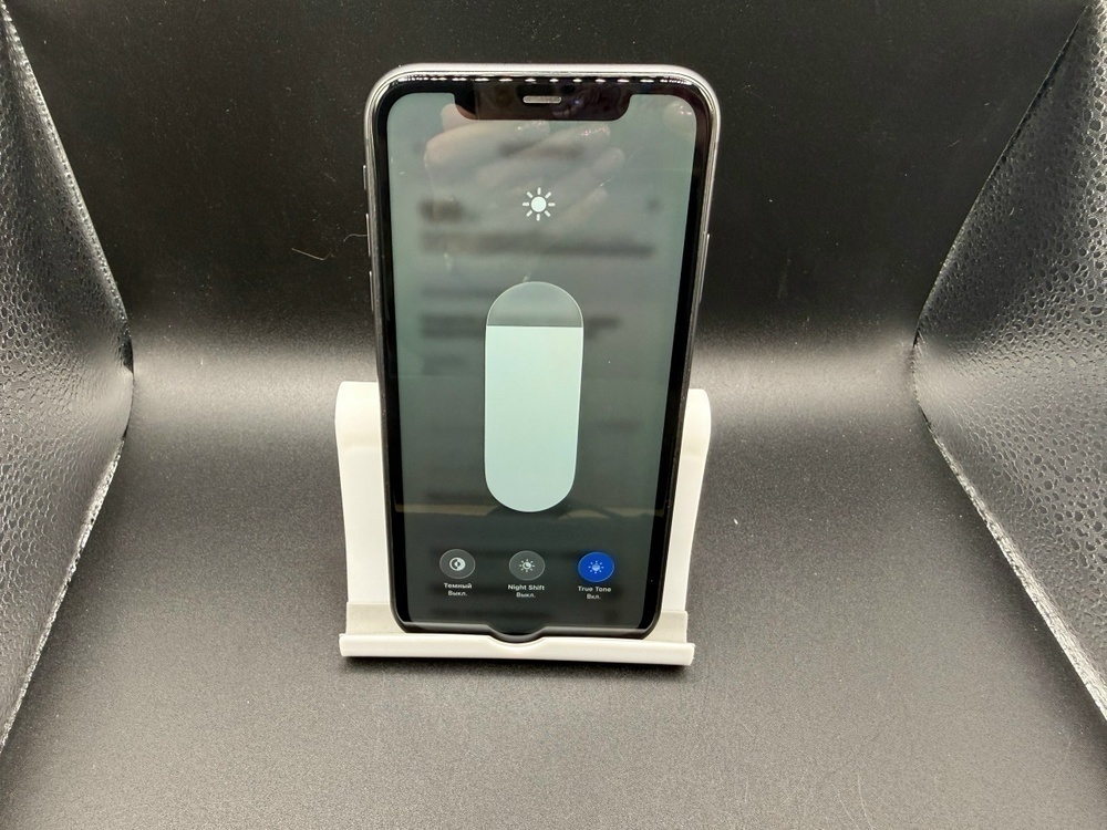 Смартфон Apple iPhone 11 64Gb
