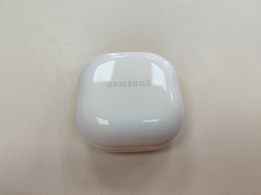 Наушники беспроводные Samsung BUDS FE