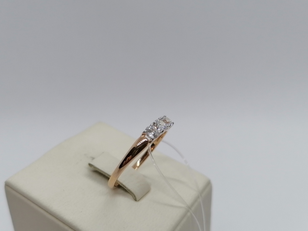 КОЛЬЦО С КАМНЯМИ (Au 585)