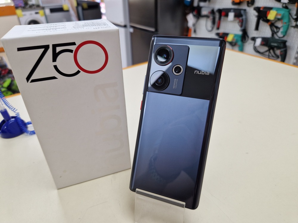Смартфон Nubia Z50 12/256