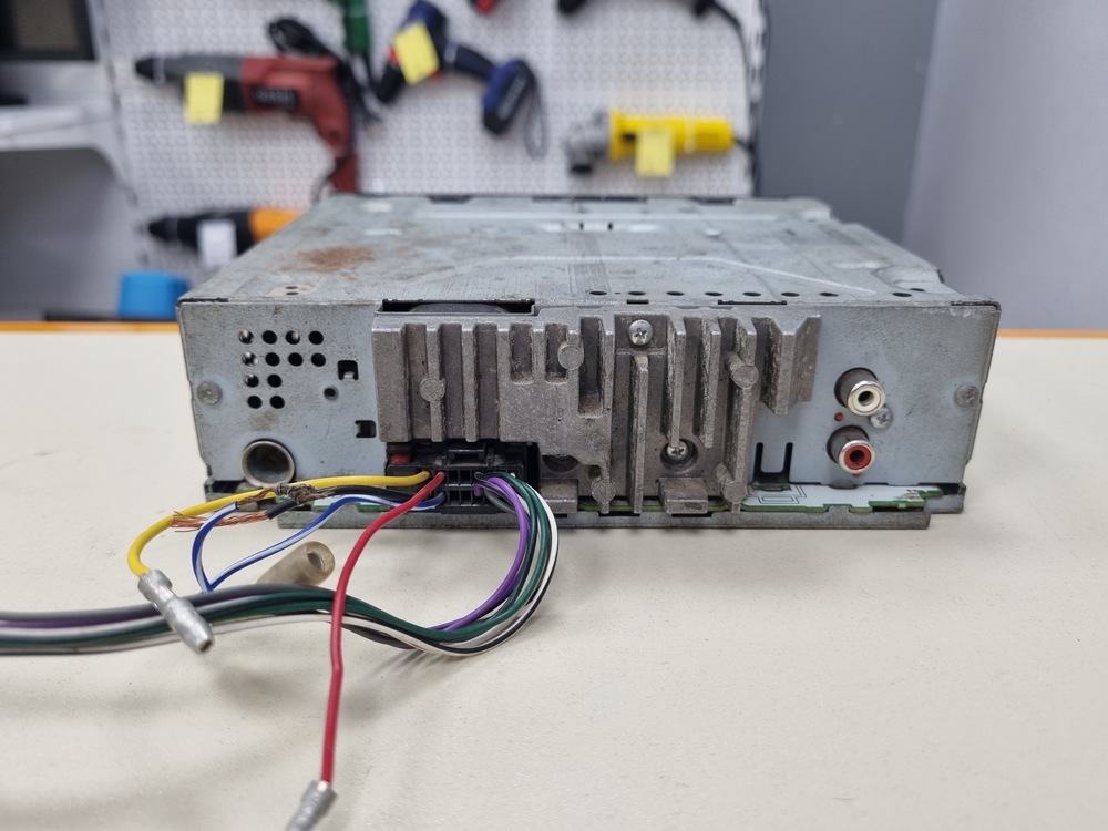 Автомагнитола Pioneer MVH-150UB