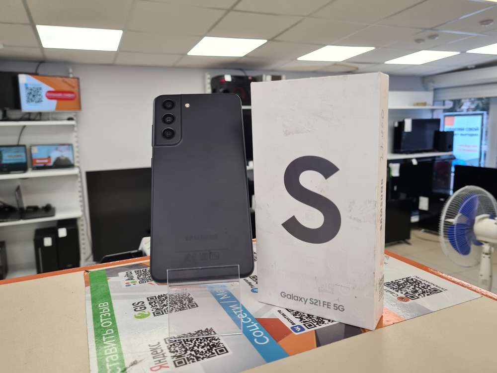 Смартфон Samsung Galaxy S21 FE 6/128