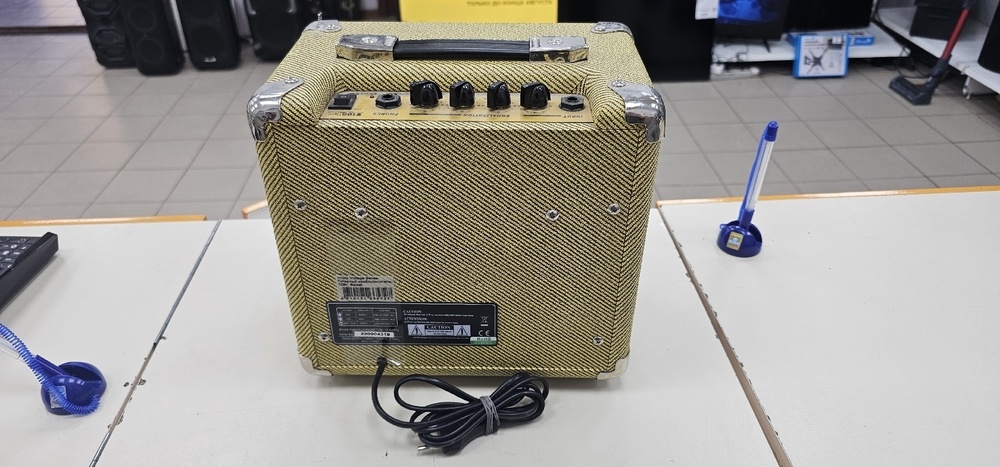 Комбоусилитель для гитар Belcat V10G