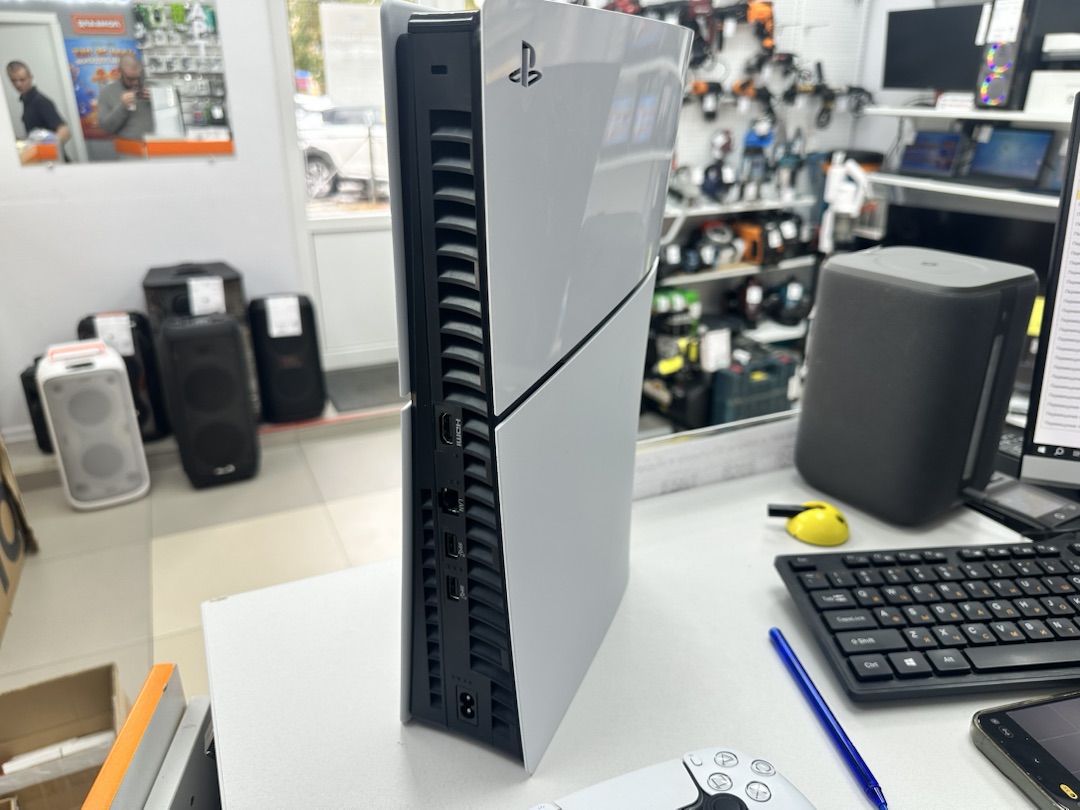 Игровая приставка PlayStation 5 Slim 1TB (С дисководом)