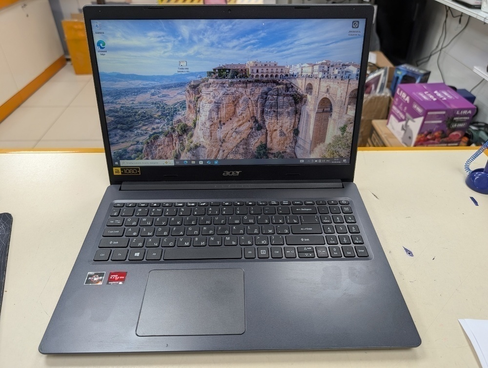 Ноутбук Acer; Ryzen 3 3250U, AMD Radeon (TM) Graphics, 4 Гб, 256 Гб, Нет