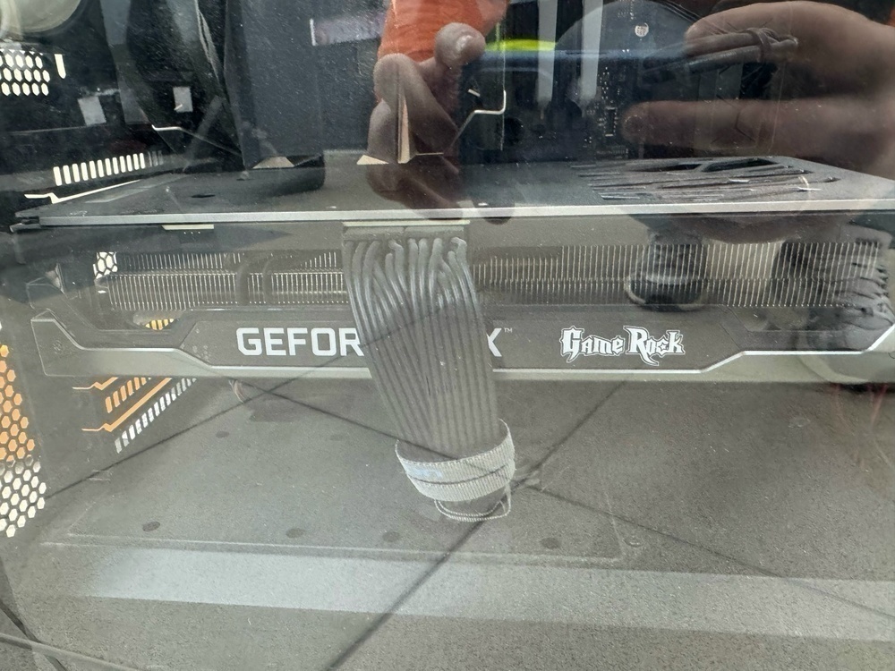 Системный блок Cooler Master; Core I5-12400F, GeForce RTX 3070 Ti, 32 Гб, 1.240 Tb, 2.5 Tb