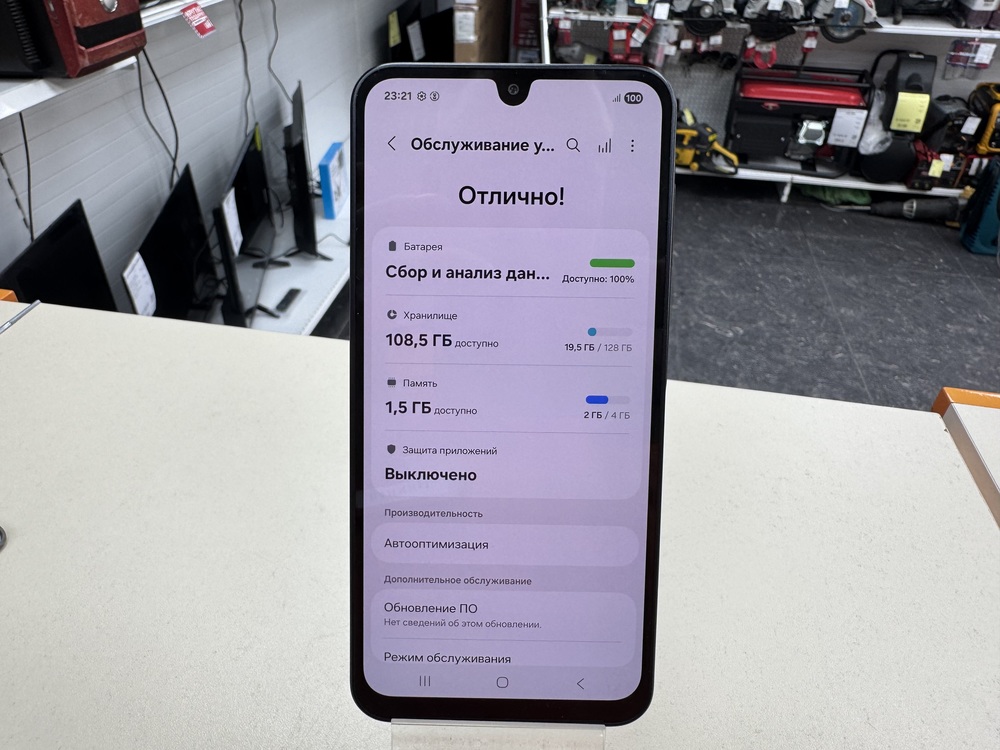Смартфон Samsung Galaxy A17 4/128