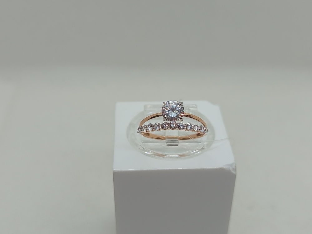 КОЛЬЦО С КАМНЯМИ (Au 585)