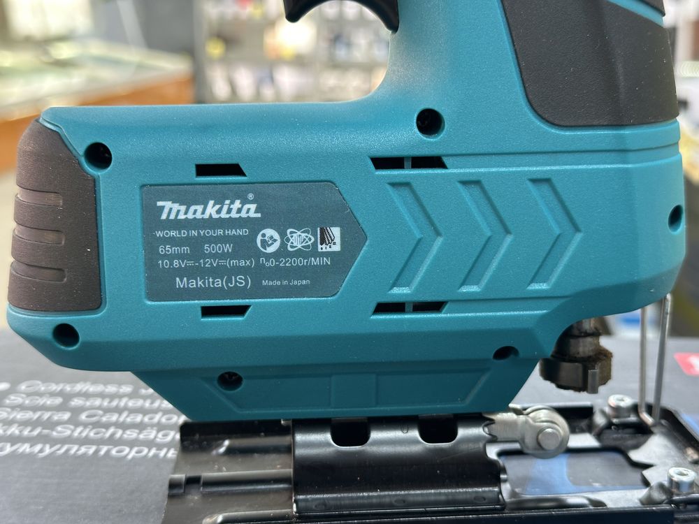 Лобзик Makita 40V