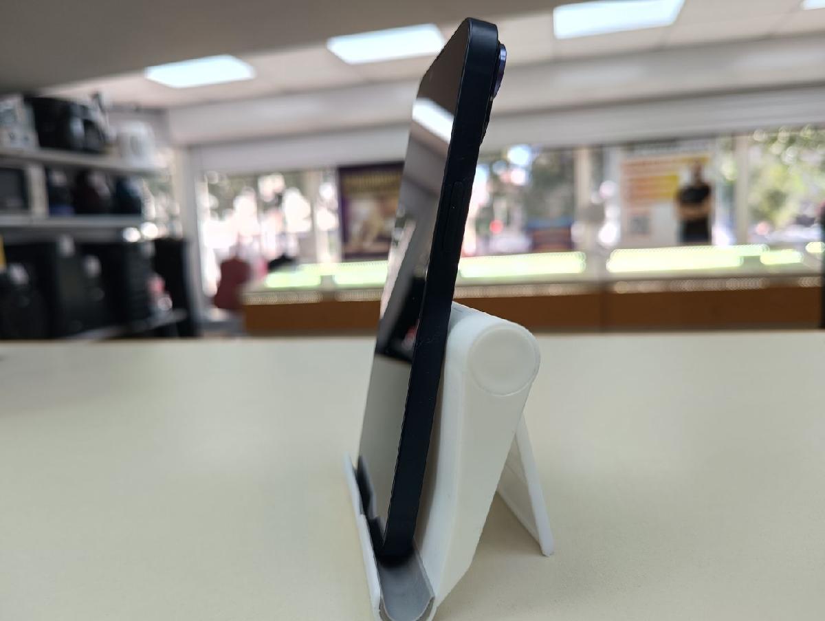 Смартфон Apple Iphone 14 128Gb