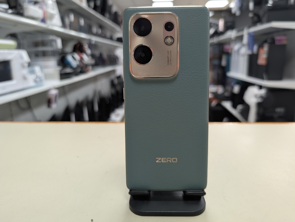 Смартфон Infinix ZERO 30 4G 8/256
