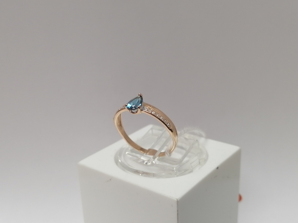 КОЛЬЦО С КАМНЯМИ (Au 585)