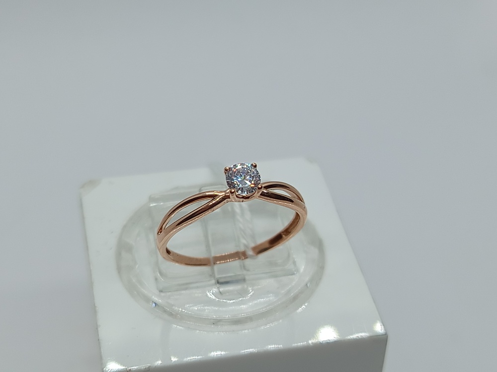 КОЛКМ585 КОЛЬЦО С КАМНЕМ (Au 585)