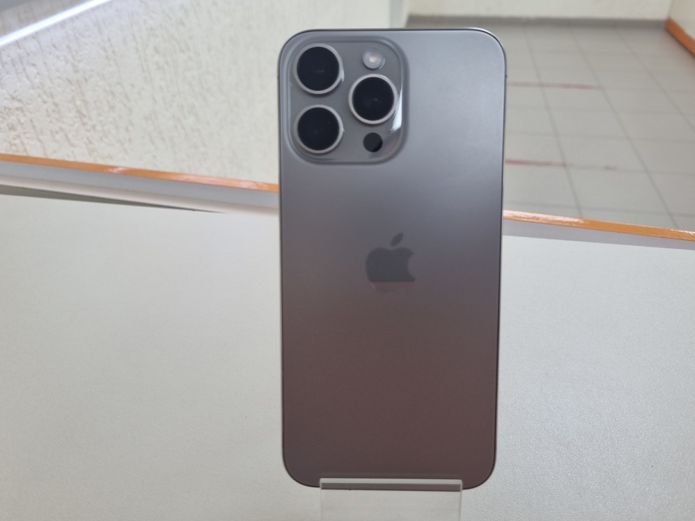 Смартфон Apple iPhone 15 Pro Max 256Gb