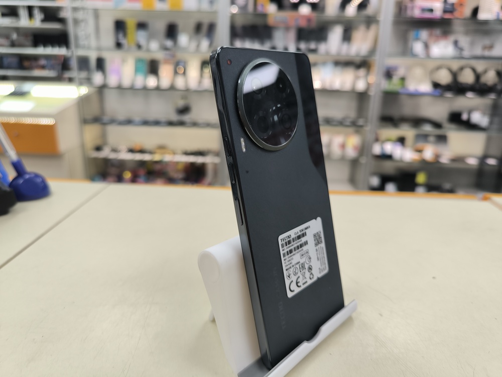 Смартфон Tecno Camon 30 12/256