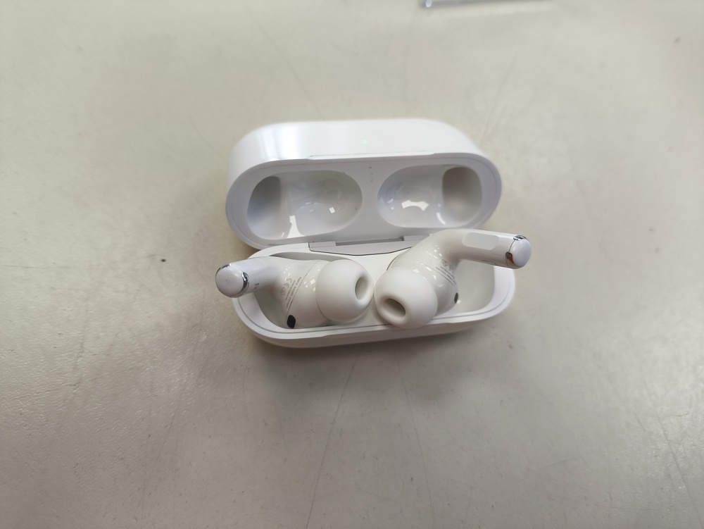 Наушники беспроводные Apple AirPods Pro