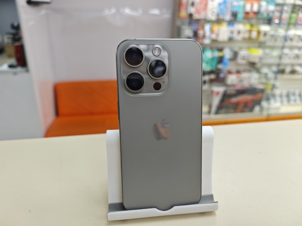 Смартфон Apple Iphone 15 Pro 128Gb