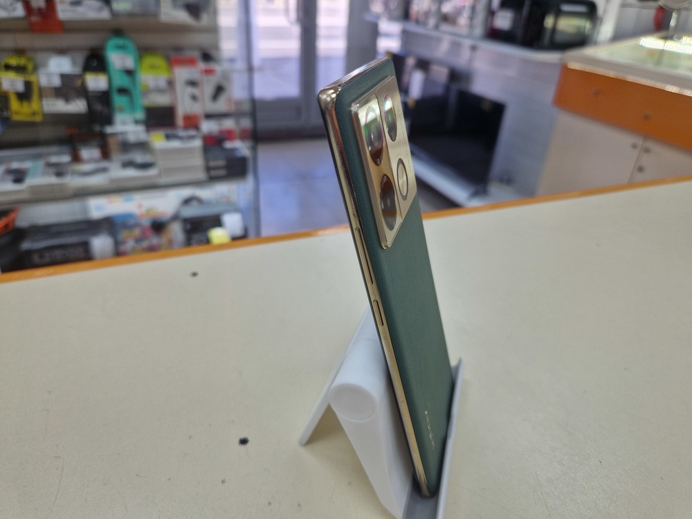 Смартфон Infinix Note 40 Pro 12/256