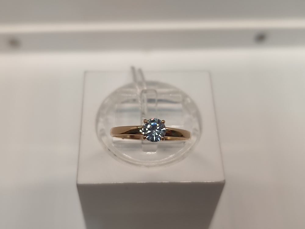 КОЛКМ585 КОЛЬЦО С КАМНЕМ (Au 585)