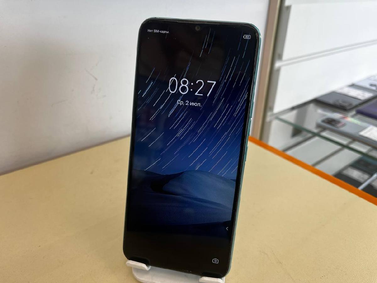 Смартфон Tecno Spark 8C 4/64