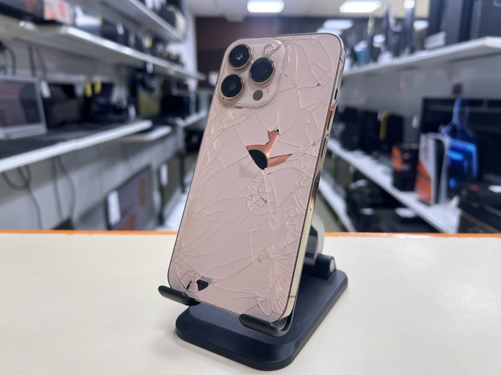 Смартфон Apple iPhone 13 Pro 128Gb