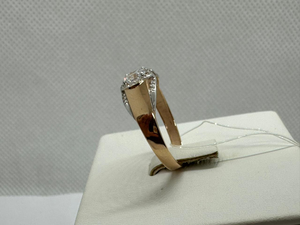 КОЛЬЦО С КАМНЯМИ (Au 585)