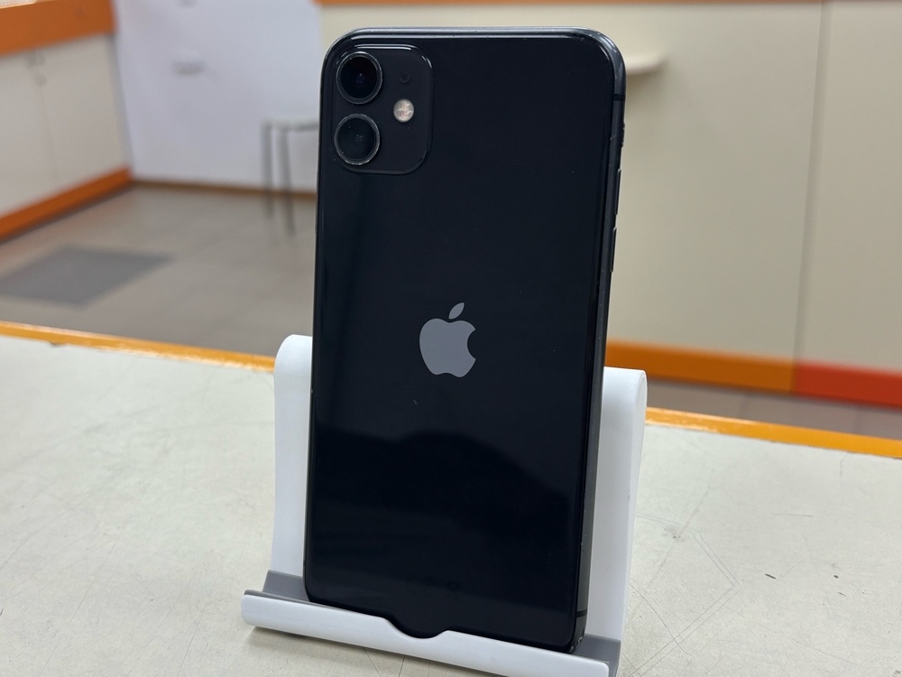 Смартфон Apple iPhone 11 64Gb