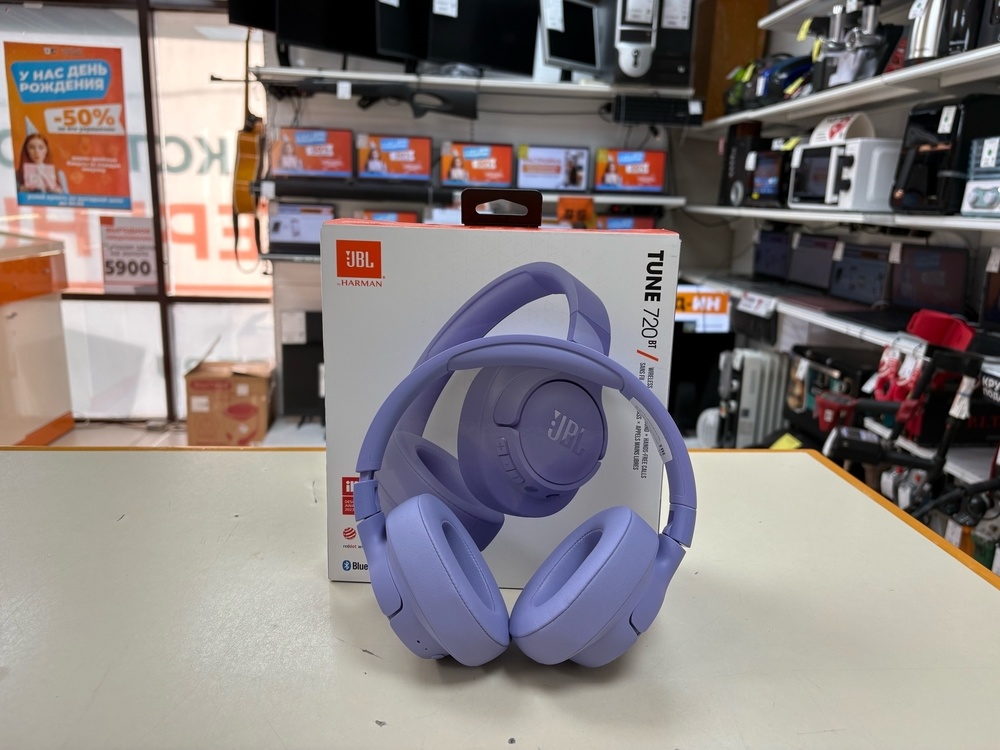 Наушники беспроводные JBL Tune 720BT;
