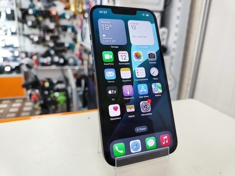 Смартфон Apple iPhone 13 128Gb