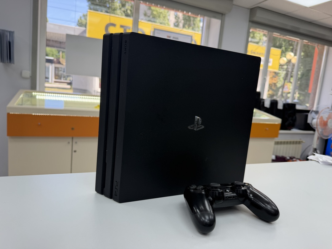 Игровая приставка PlayStation 4 Pro 1Tb